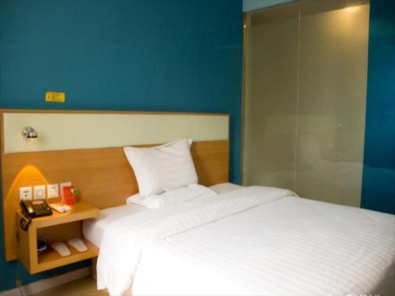 7Days Inn Shenzhen Long Hua Esterno foto